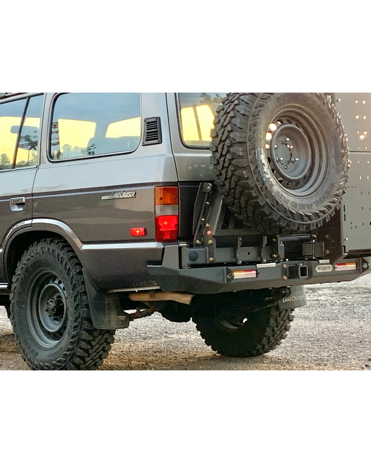 Dissent Off-Road Rear Bumper for Land Cruiser 60 Series (1981–1990)