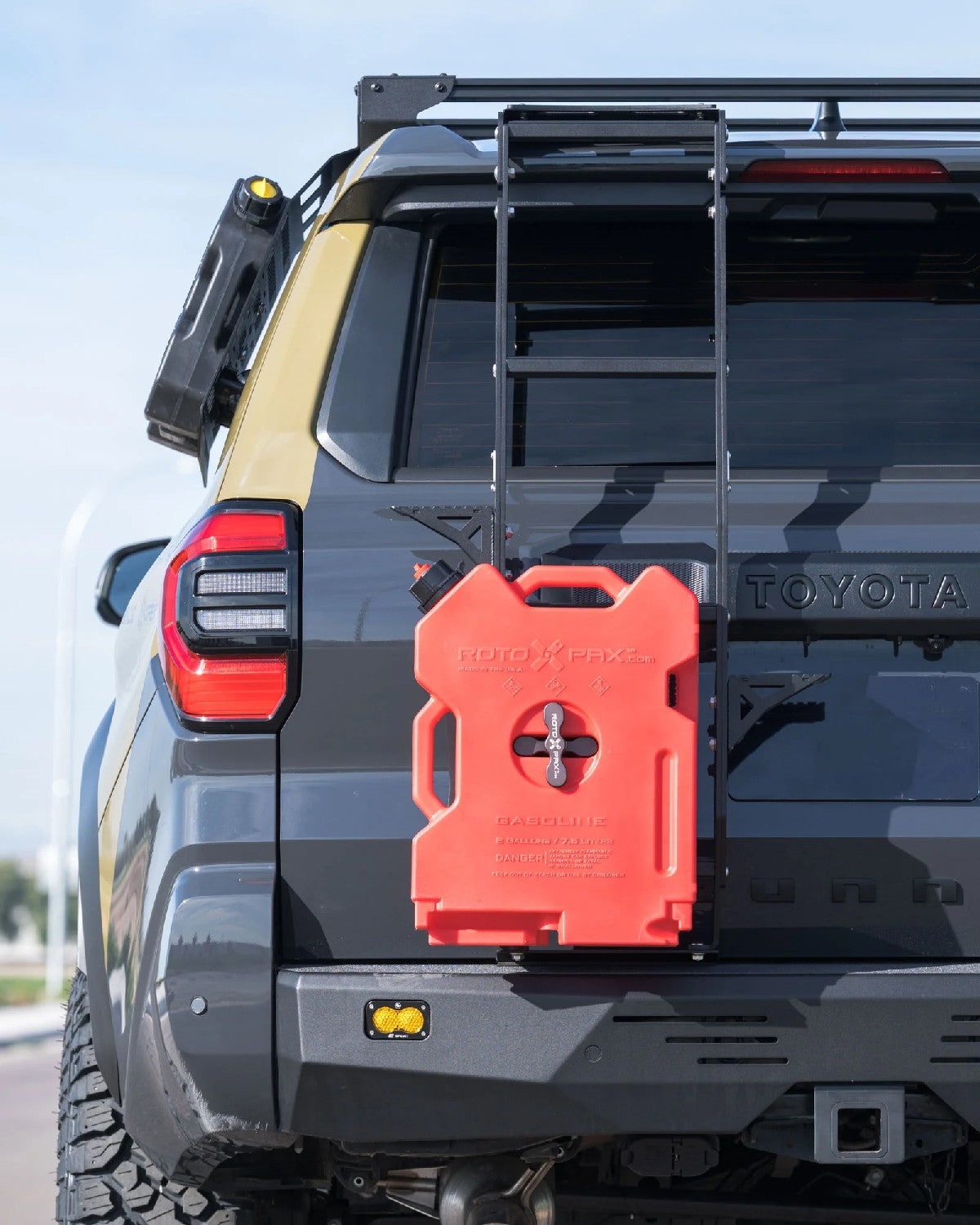 C4 Fabrication Summit Rear Liftgate Ladder RotopaX Container Mounting Bracket for Toyota 4Runner (2010–Present)