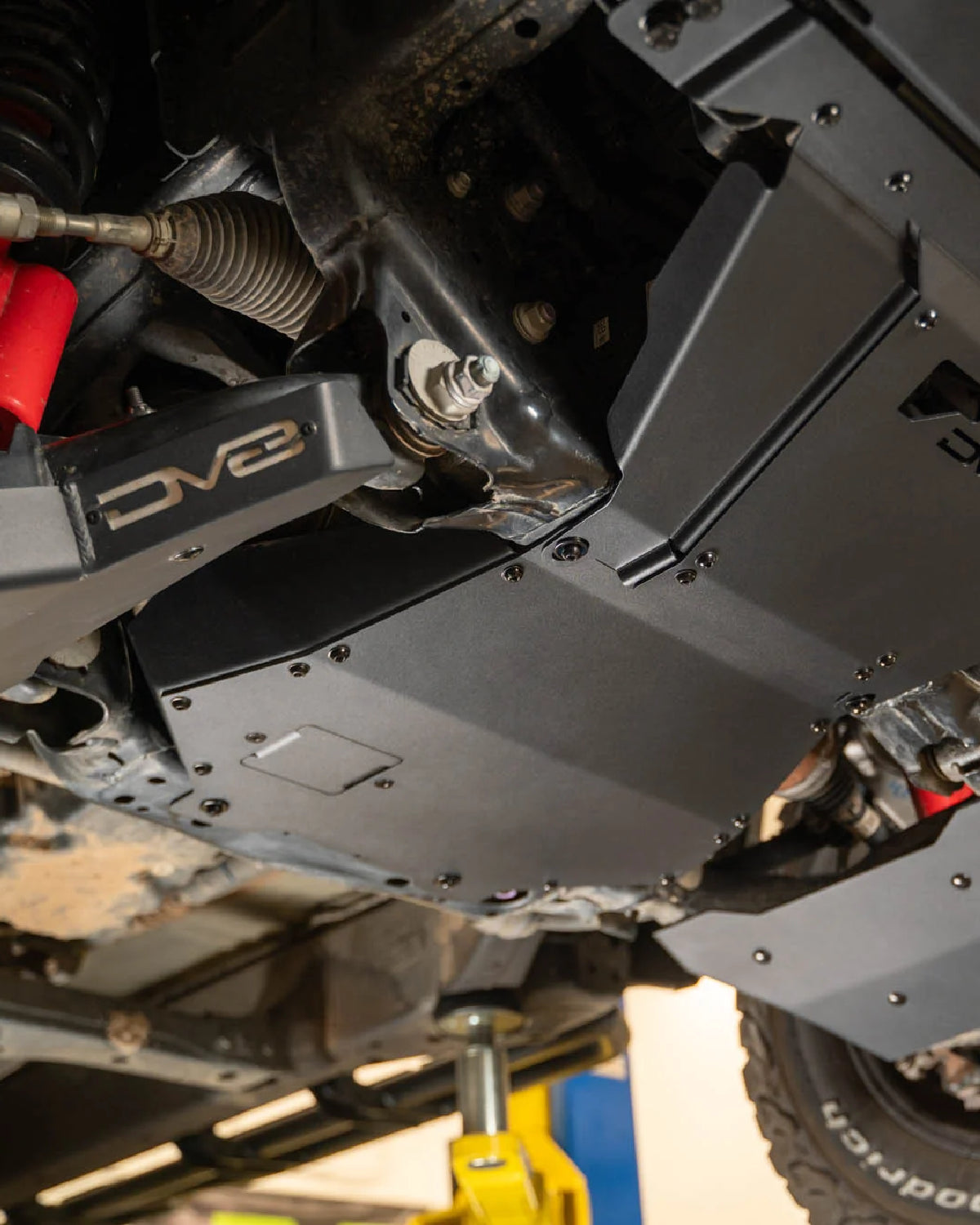 DV8 Offroad 3.5 mm Steel Rear Section Engine Skid Plate for Land Cruiser 250 Series (2024–Present)