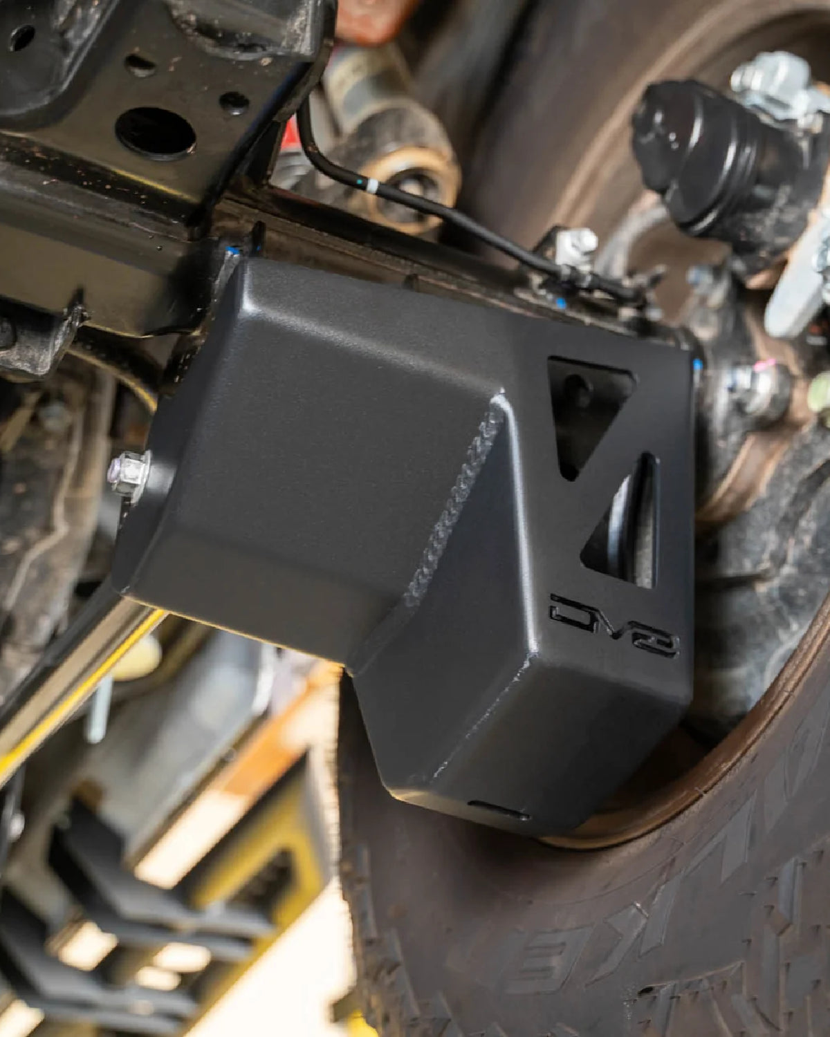 DV8 Offroad 4 mm Steel Rear Shock and Link Mount Skid Plates for 6th-Gen 4Runner (2025–Present) - Pair