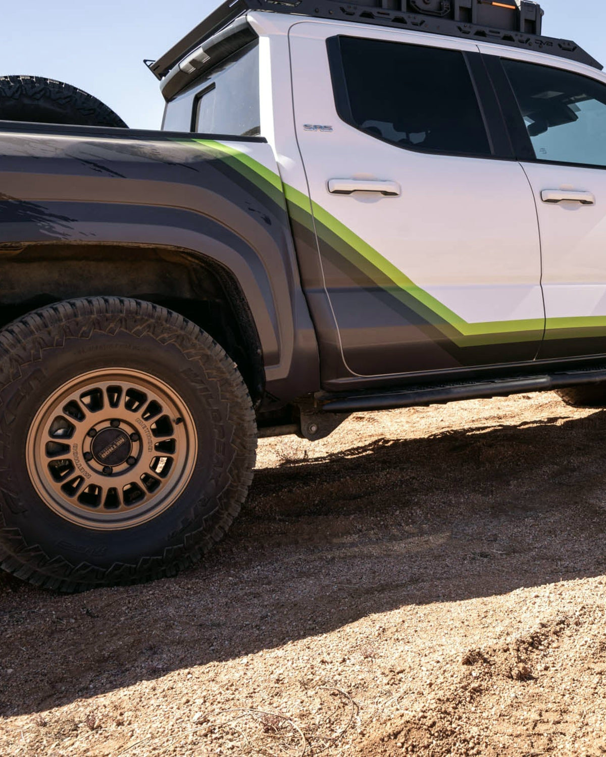 DV8 Offroad 5 mm Steel Front Link Mount Skid Plates for 4th-Gen Tacoma (2024–Present) - Pair