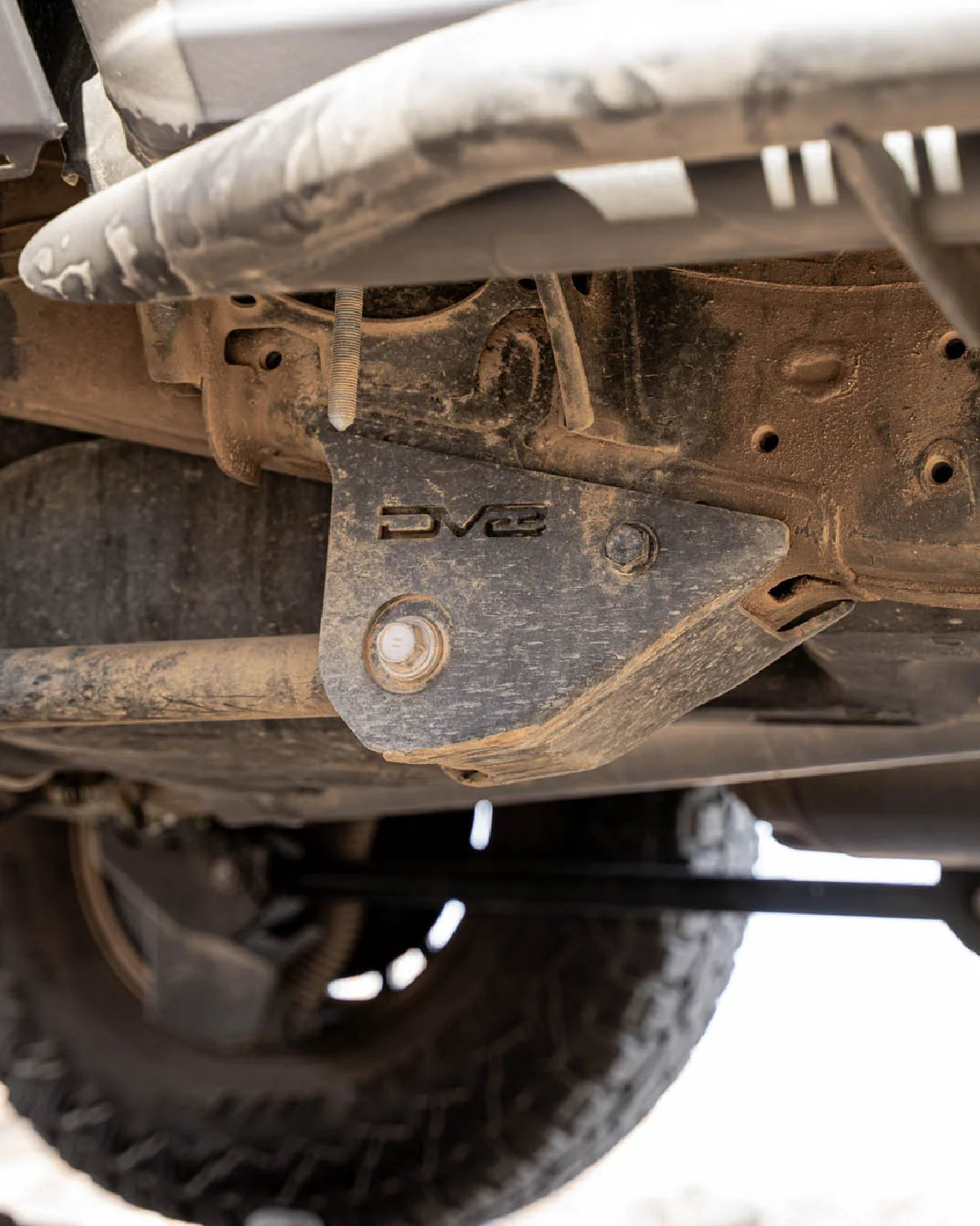 DV8 Offroad 5 mm Steel Front Link Mount Skid Plates for 4th-Gen Tacoma (2024–Present) - Pair