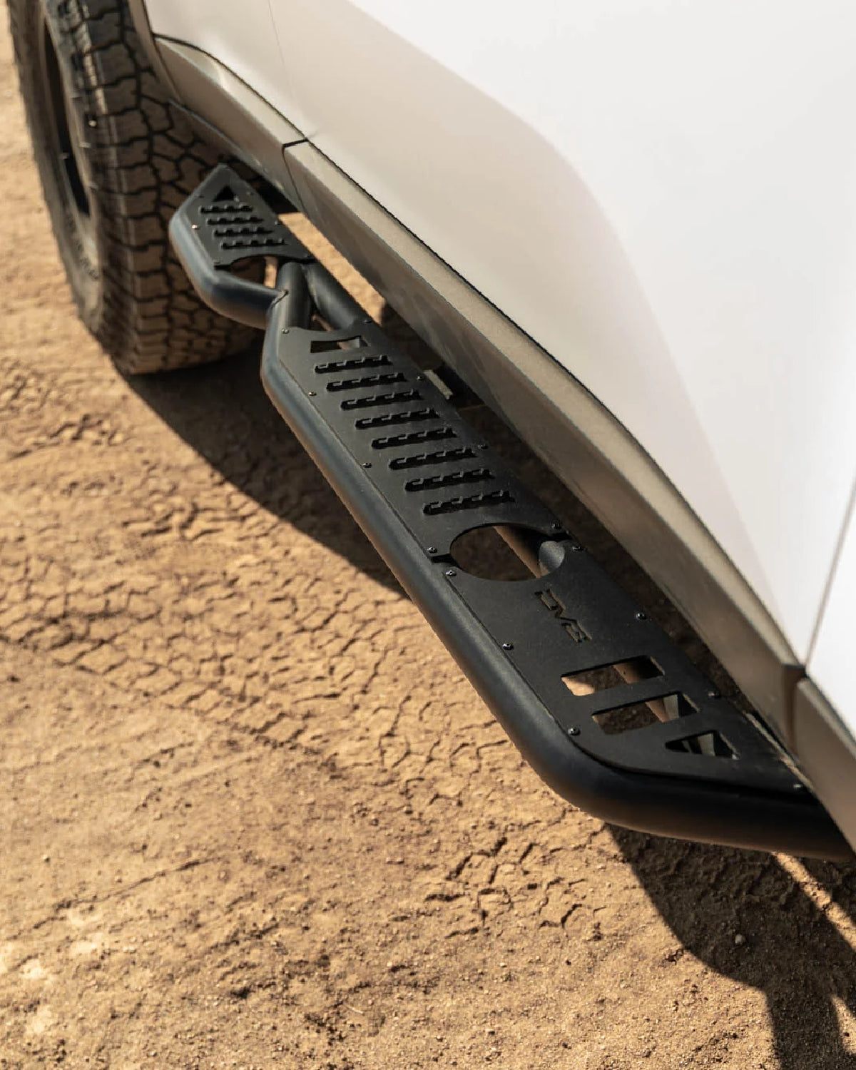 DV8 Offroad OE Plus Series Side Steps for Land Cruiser 250 Series (2024–Present) - Pair