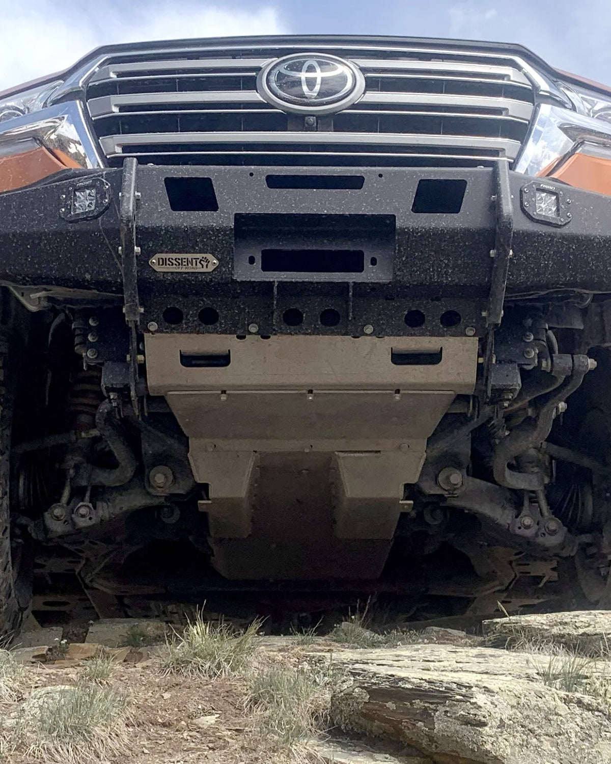 Dissent Off-Road 1/4" Aluminum Skid Plate Set for Land Cruiser 200 Series (2008–2021) & LX 570 (2008–2021)