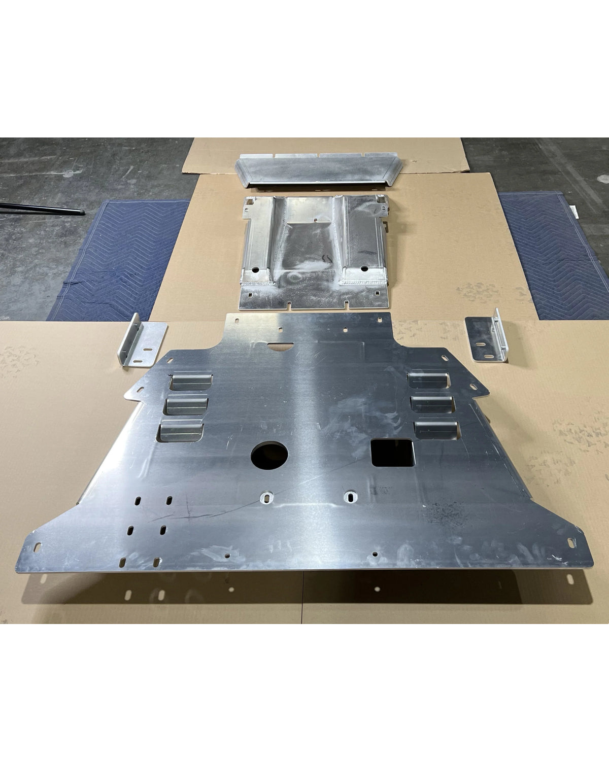 Dissent Off-Road 1/4" Aluminum Skid Plate Set for Land Cruiser 200 Series (2008–2021) & LX 570 (2008–2021)
