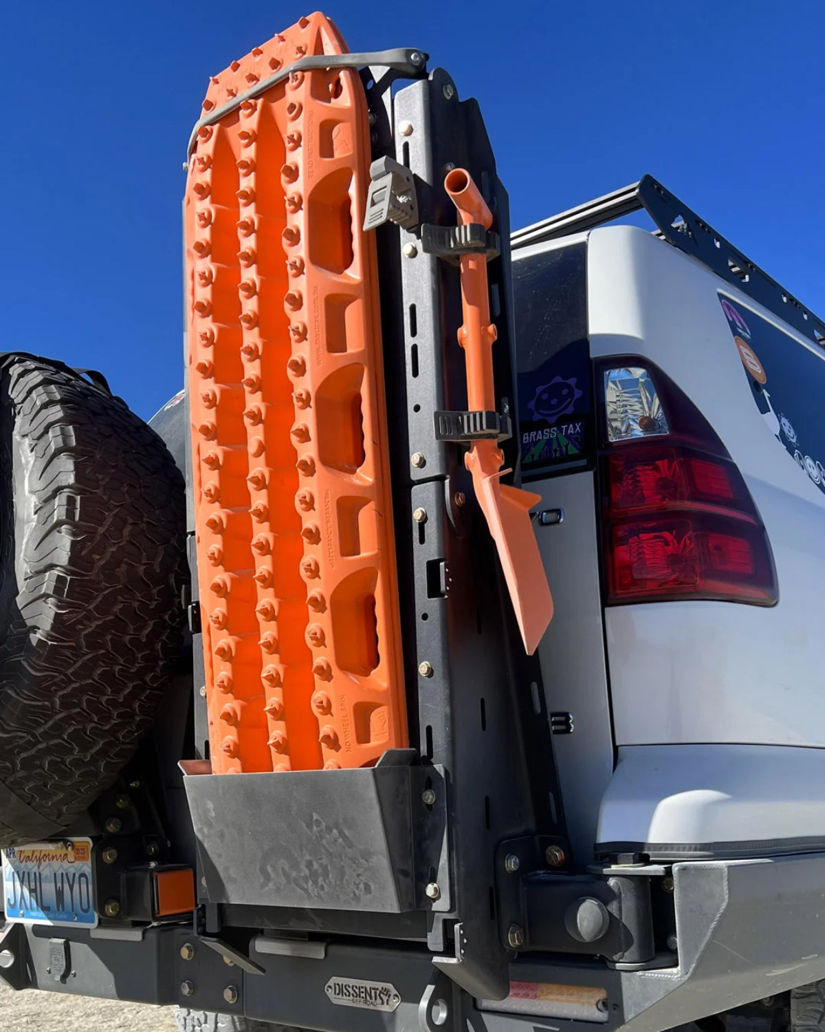 Dissent Off-Road Maxtrax Mounting Kit for Swing-Out Storage Panels