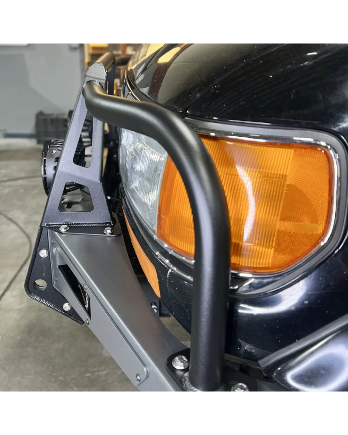 Dissent Off-Road Bull Bar for Land Cruiser 80 Series (1991–1997)