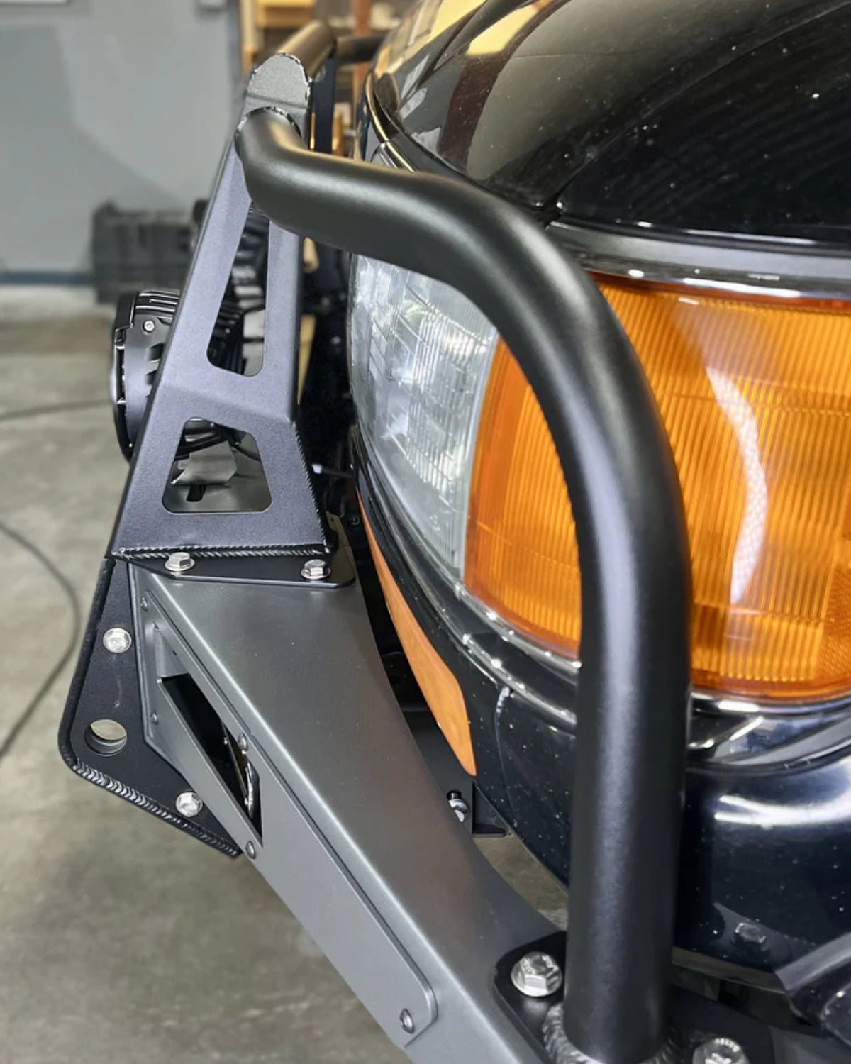 Dissent Off-Road Bull Bar for Land Cruiser 80 Series (1991–1997)