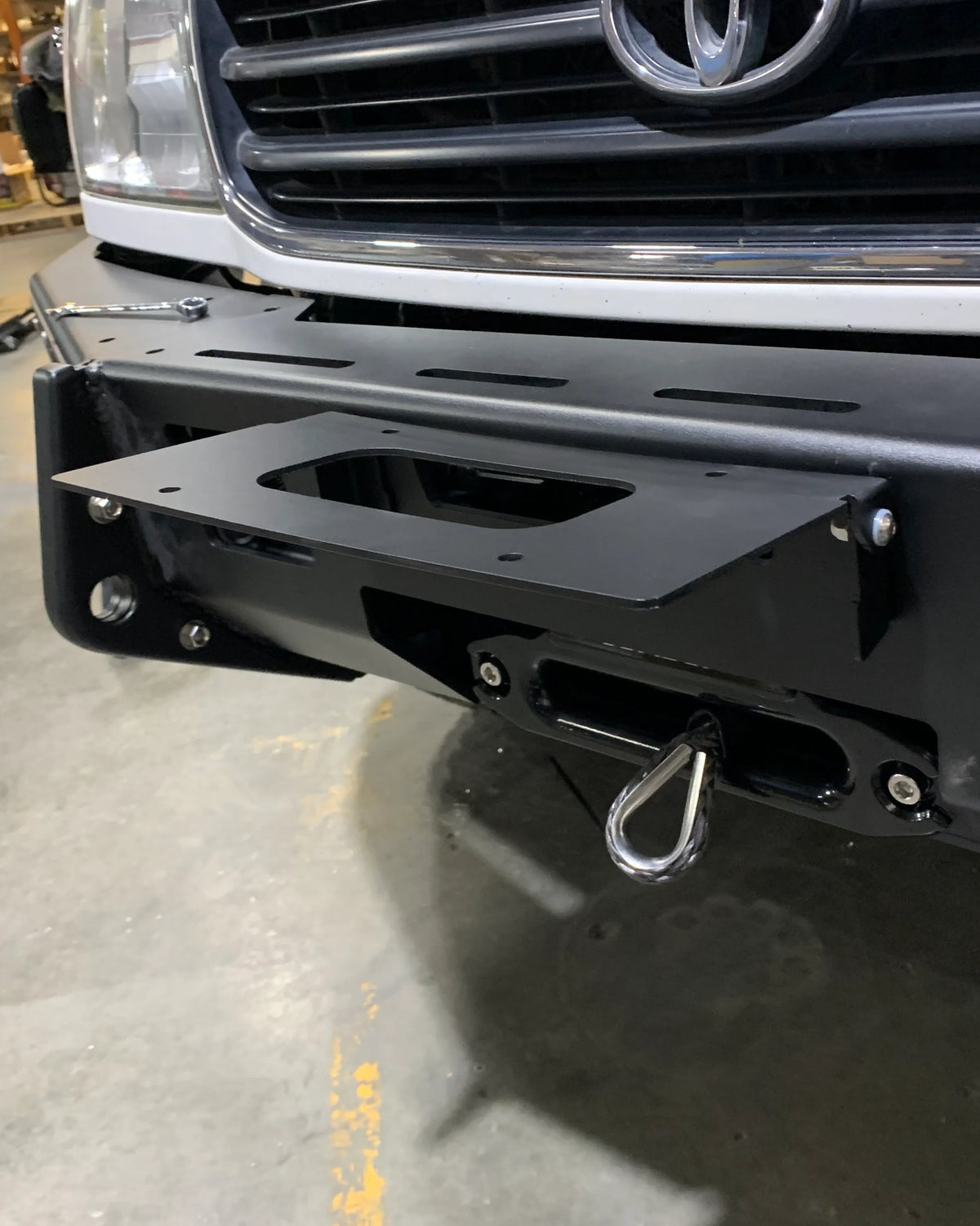 Dissent Off-Road Flip-Up License Plate Mounting Bracket