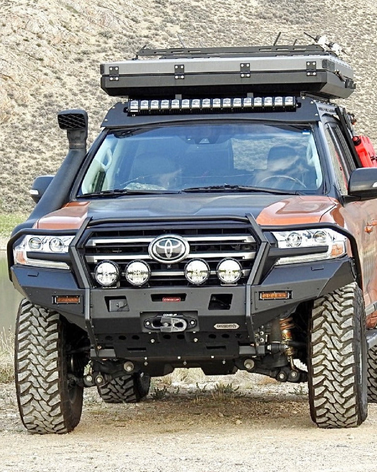 Dissent Off-Road Full-Replacement Front Bumper for Land Cruiser 200 Series (2016–2021)
