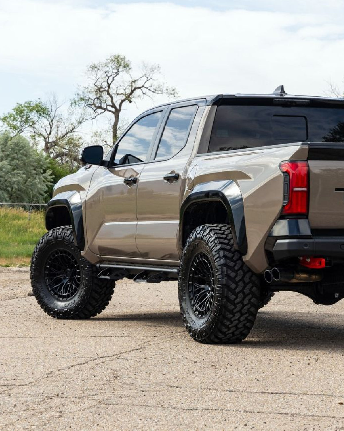 ReadyLift SST Suspension Kit with 1.5 in Front Lift and 1 in Rear Lift for 4th-Gen Tacoma TRD Pro (2024–Present)