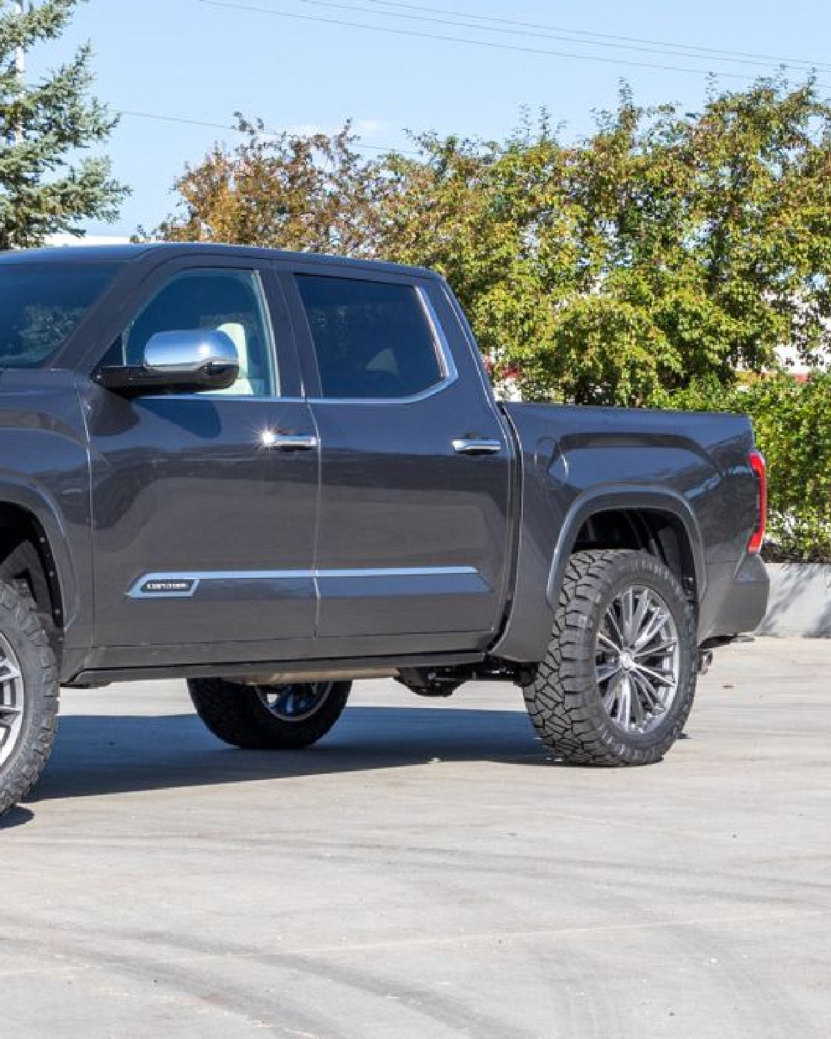 ReadyLift SST Suspension Kit with 3 in Front Lift and 1.25 in Rear Lift for 3rd-Gen Tundra with Rear Air Suspension (2022–Present)