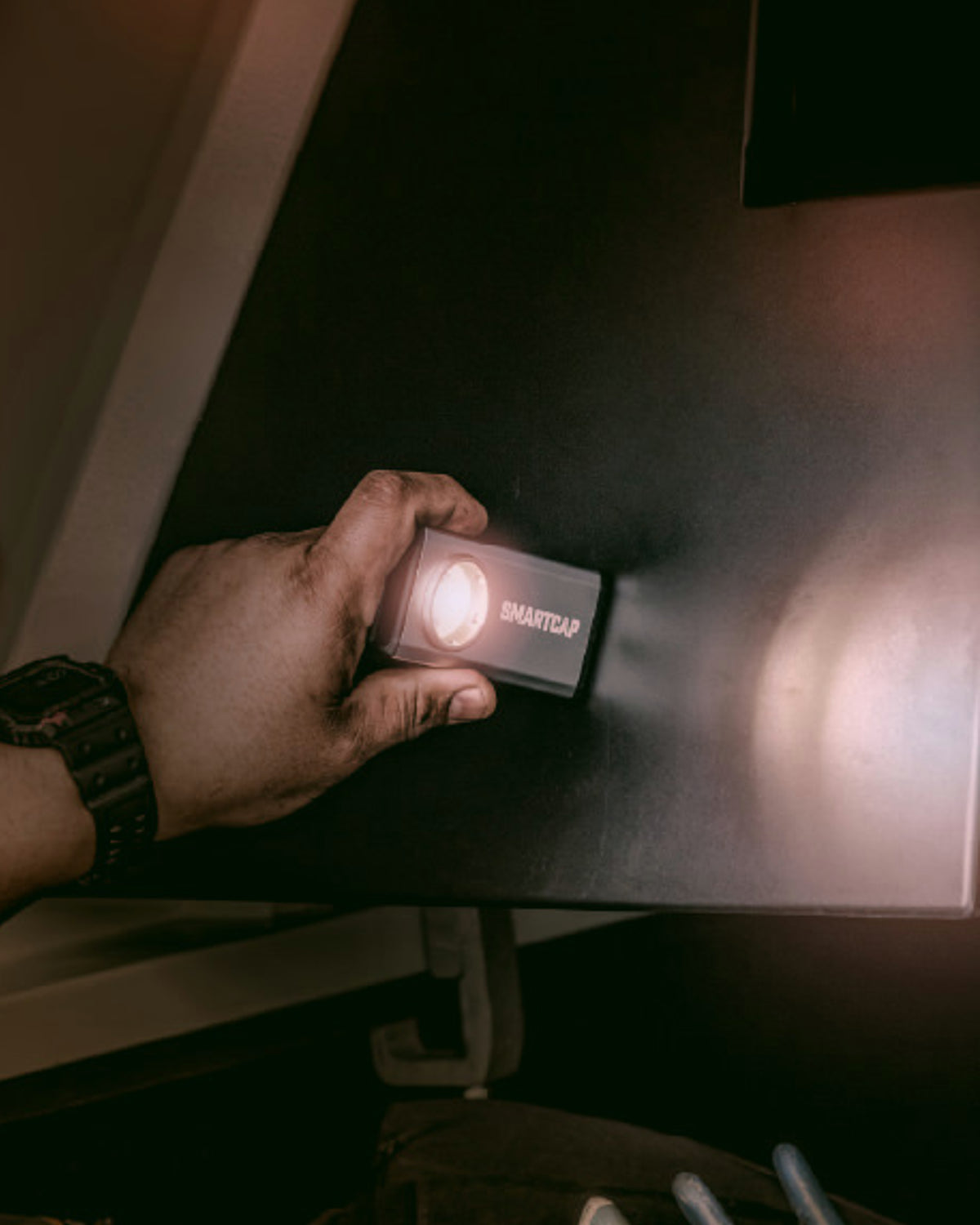 SmartCap LED Flashlight