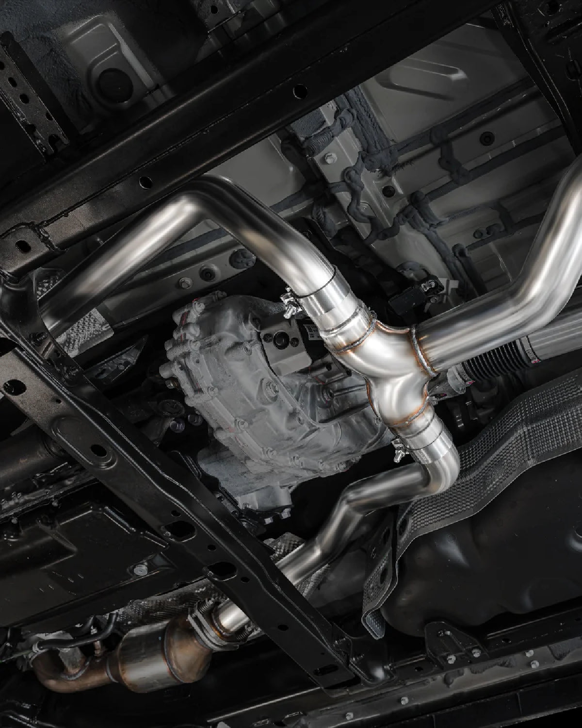 AWE 0FG 3 in Cat-Back Exhaust System with Single Rear Exit and BashGuard Exhaust Tip for 3rd-Gen Tundra (2022–Present)