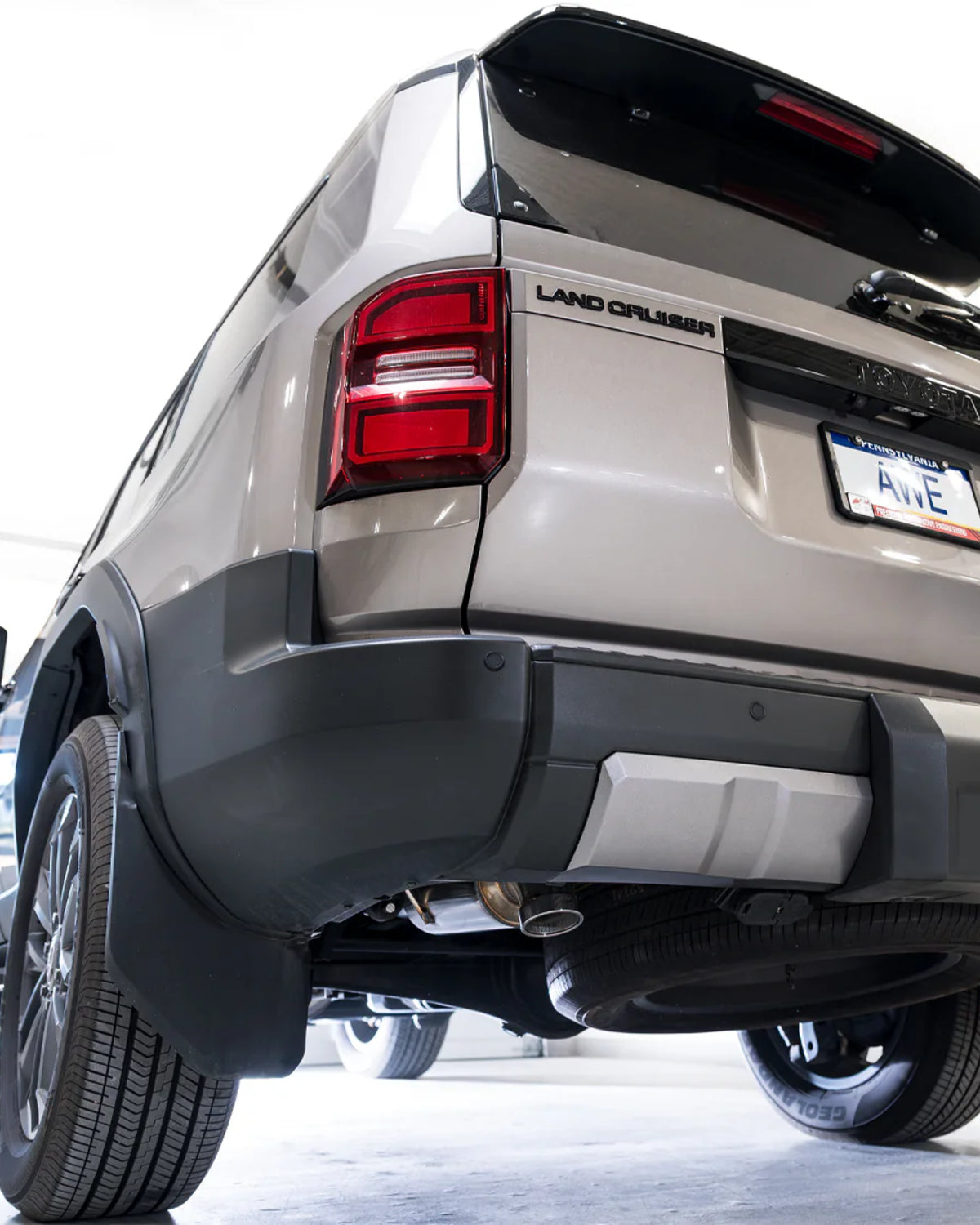 AWE 0FG 3 in Cat-Back Exhaust System with Single Rear Exit and BashGuard Exhaust Tip for Land Cruiser 250 Series (2025–Present)