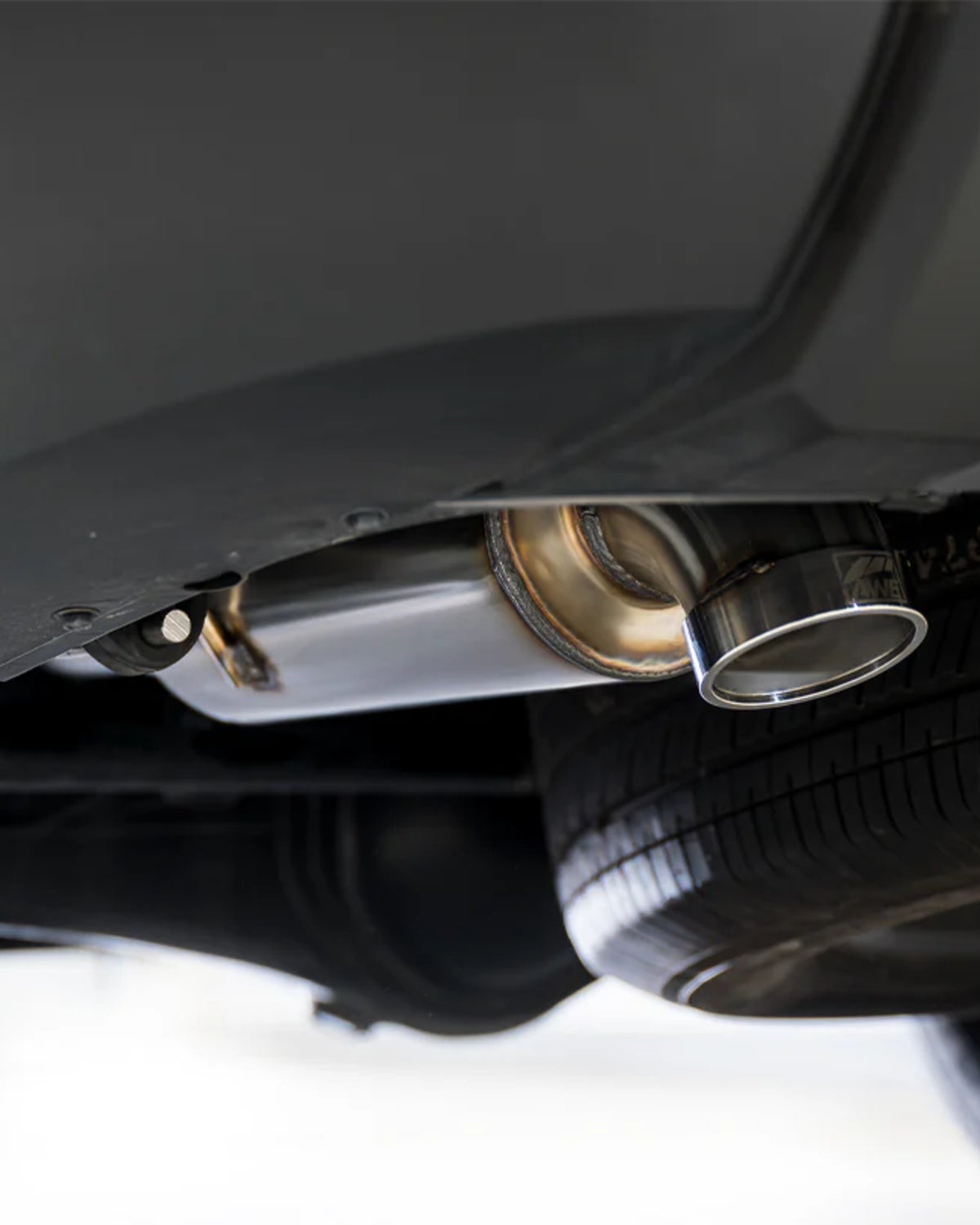 AWE 0FG 3 in Cat-Back Exhaust System with Single Rear Exit and BashGuard Exhaust Tip for Land Cruiser 250 Series (2025–Present)