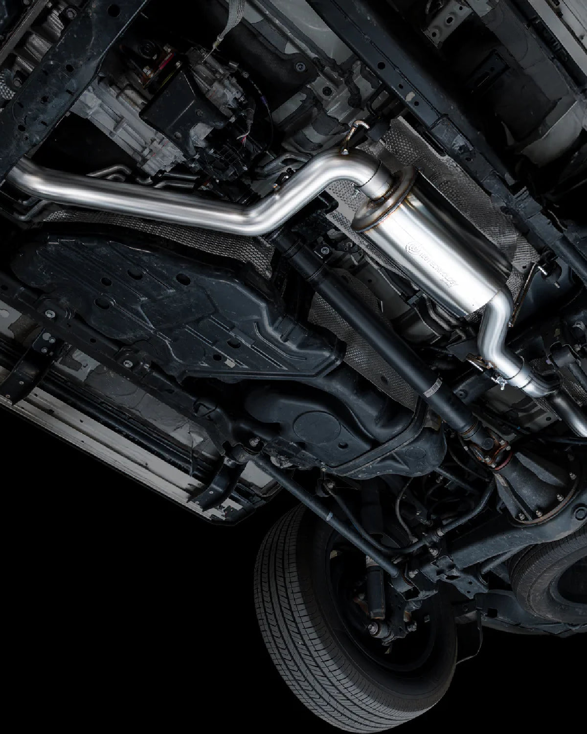 AWE 0FG 3 in Cat-Back Exhaust System with Single Rear Exit and BashGuard Exhaust Tip for Land Cruiser 250 Series (2025–Present)