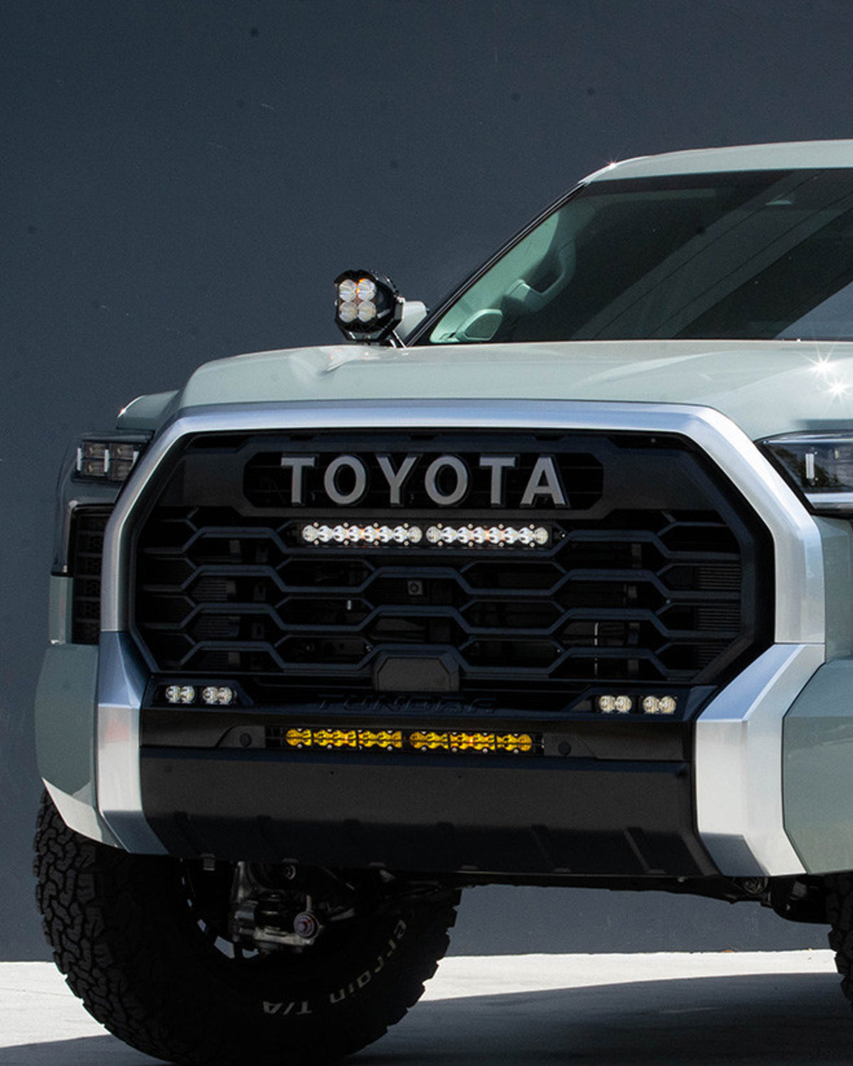 Baja Designs S8 20 in TRD Pro Grille LED Light Bar Kit with Driving-Combo Beam Pattern, Clear Lens, and Amber Backlight for 3rd-Gen Tundra (2022–Present)