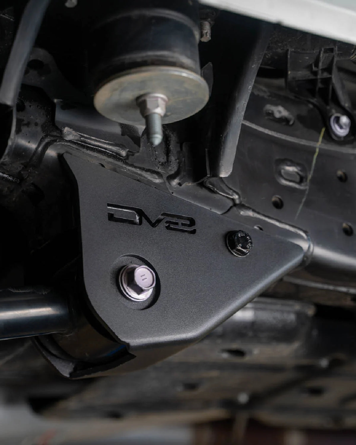 DV8 Offroad 5 mm Steel Front Link Mount Skid Plates for 4th-Gen Tacoma (2024–Present) - Pair