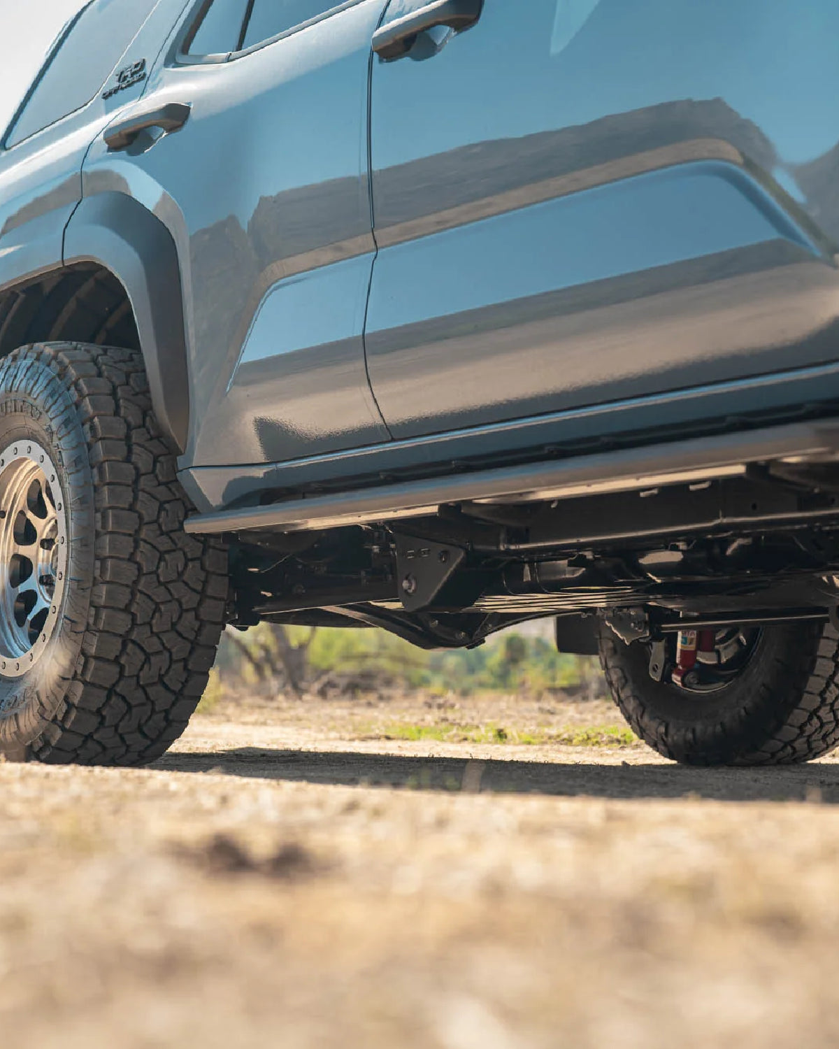 DV8 Offroad 5 mm Steel Front Link Mount Skid Plates for 6th-Gen 4Runner (2025–Present) - Pair