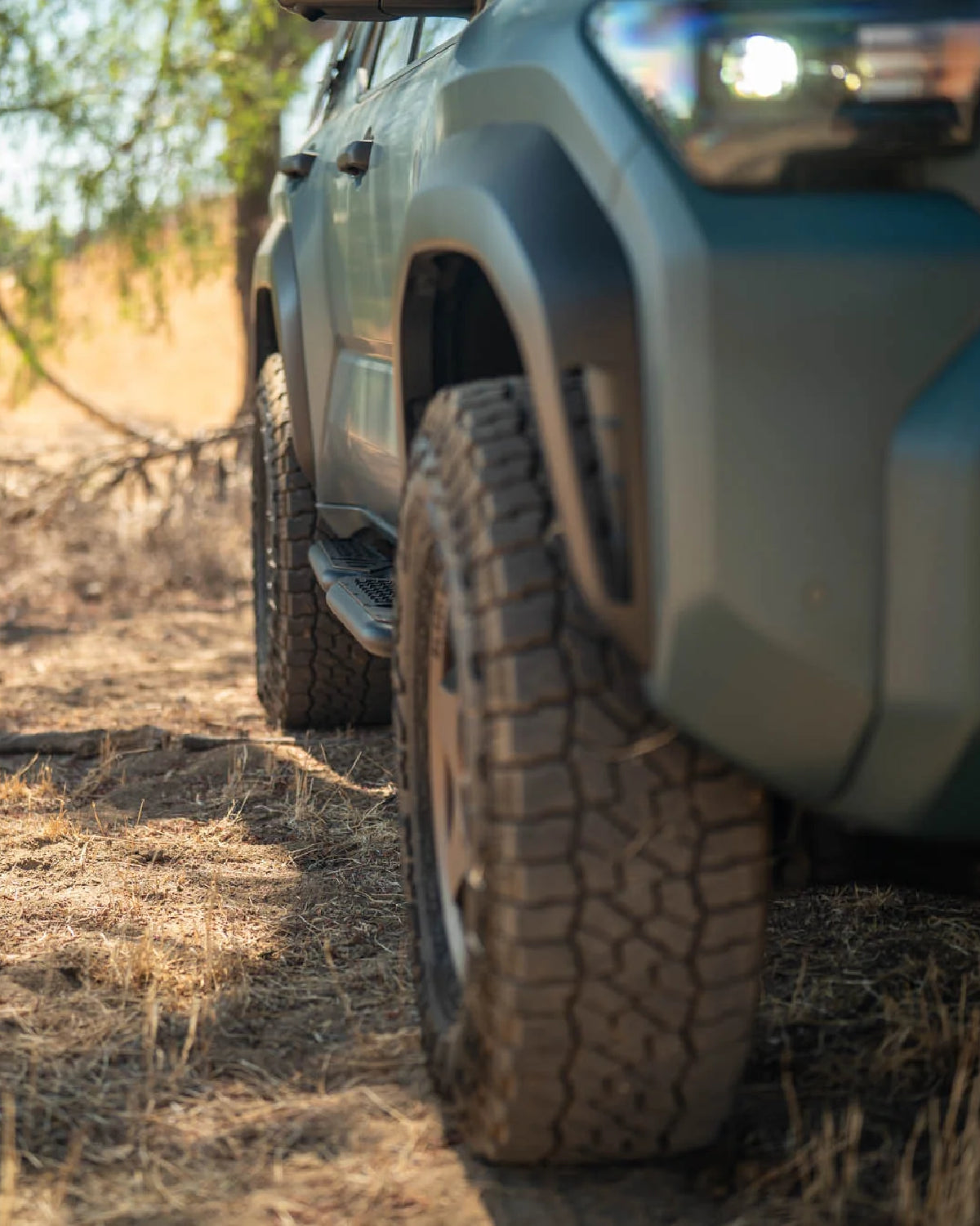 DV8 Offroad OE Plus Series Side Steps for 6th-Gen 4Runner (2025–Present) - Pair