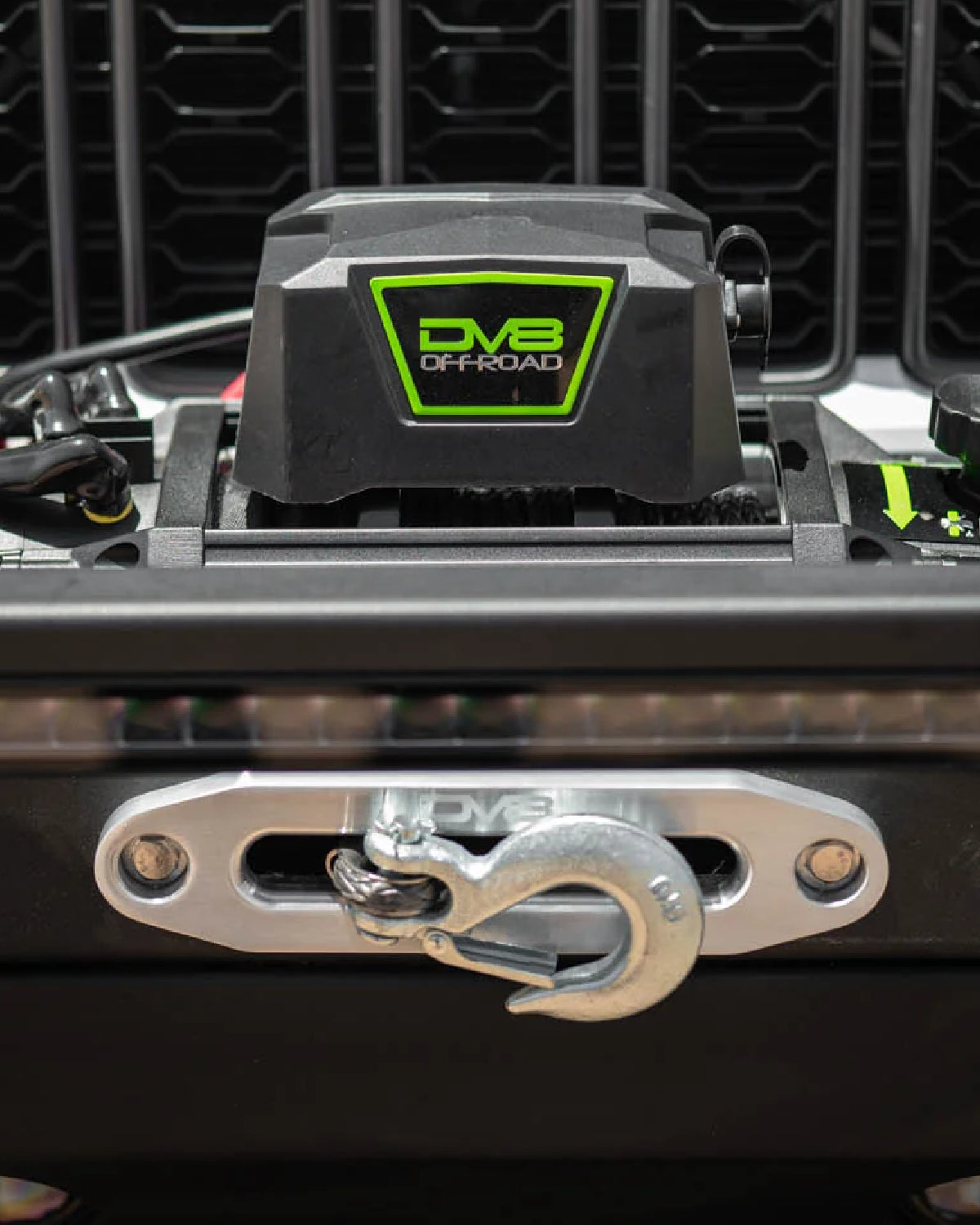 DV8 Offroad Xtract 12,000 lb Winch with Synthetic Winch Rope