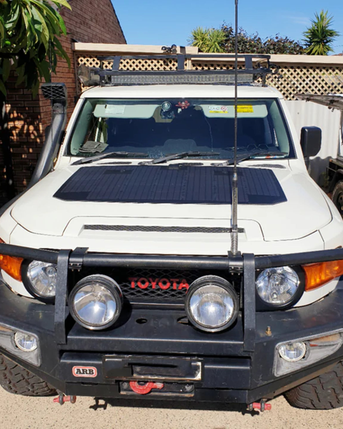 LensunSolar Flexible Hood Solar Panel for 1st-Gen FJ Cruiser (2007–2014) - 105-Watt