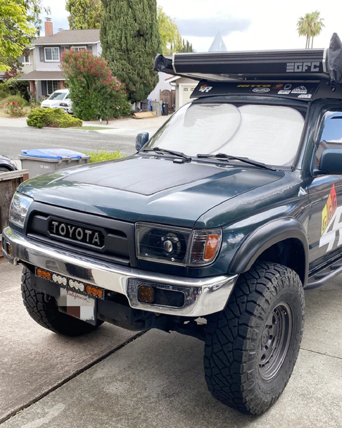 LensunSolar Flexible Hood Solar Panel (85-Watt) with MPPT Charge Controller & Vinyl Decal for 3rd-Gen 4Runner (1996–2002)