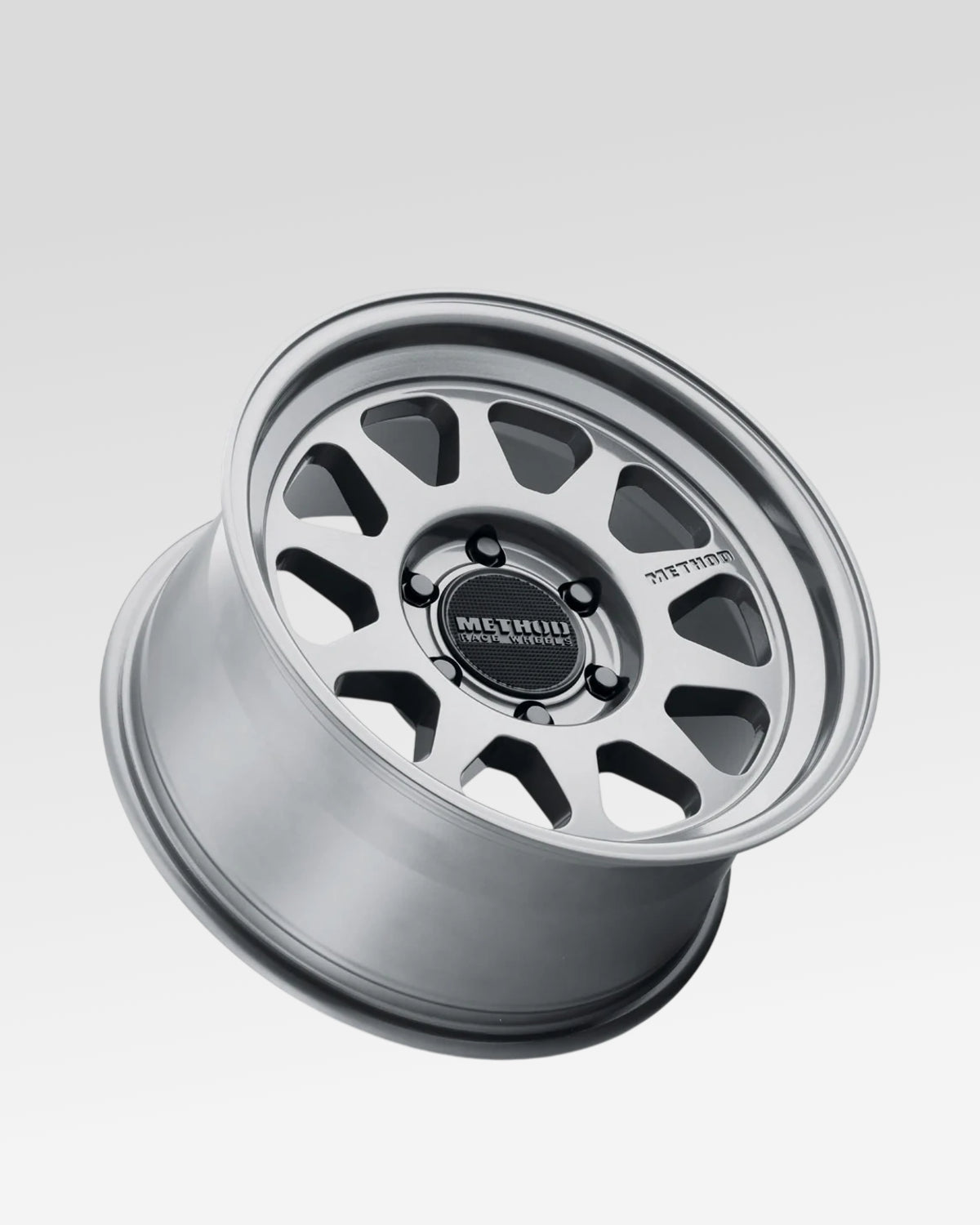 Method Race Wheels 316 17 x 8.5 in Wheel in Gloss Titanium Gray with 0 mm Offset and 6 x 139.7 mm Bolt Pattern