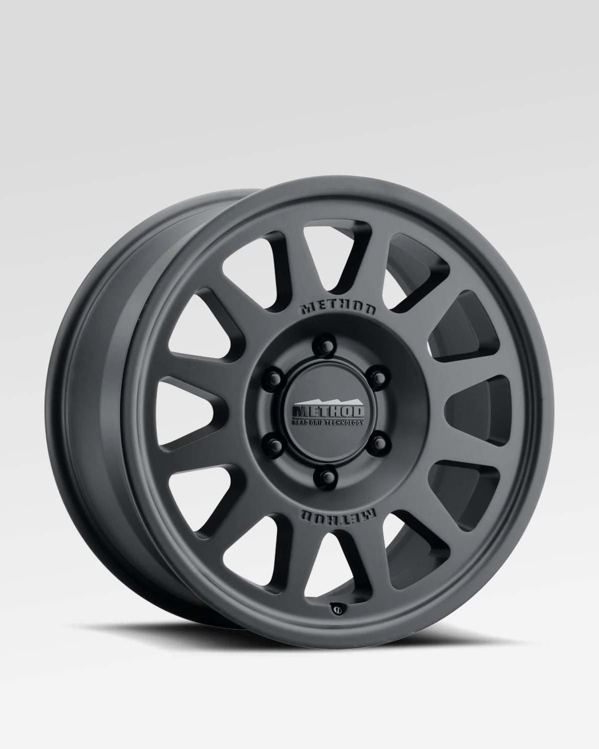 Method Race Wheels 703-HD Bead Grip 18 x 9 in Bead-Retention Wheel in Matte Black with 40 mm Offset and 6 x 139.7 mm Bolt Pattern