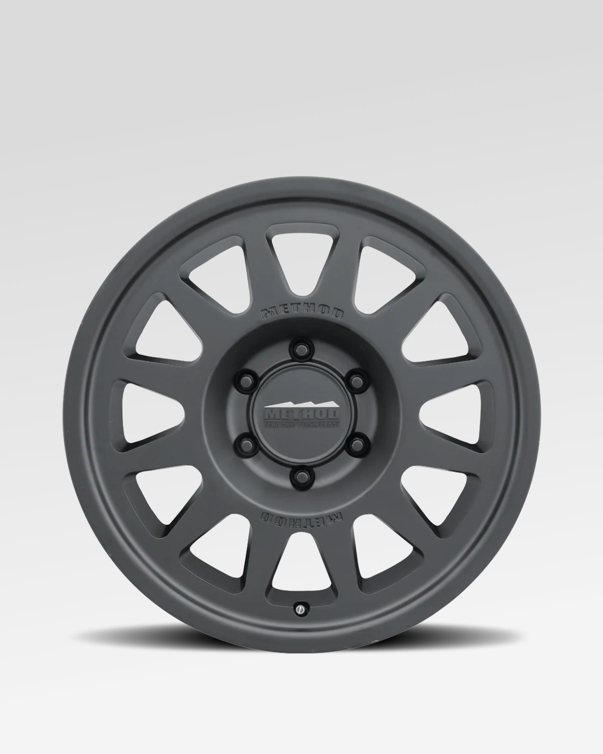 Method Race Wheels 703-HD Bead Grip 18 x 9 in Bead-Retention Wheel in Matte Black with 40 mm Offset and 6 x 139.7 mm Bolt Pattern
