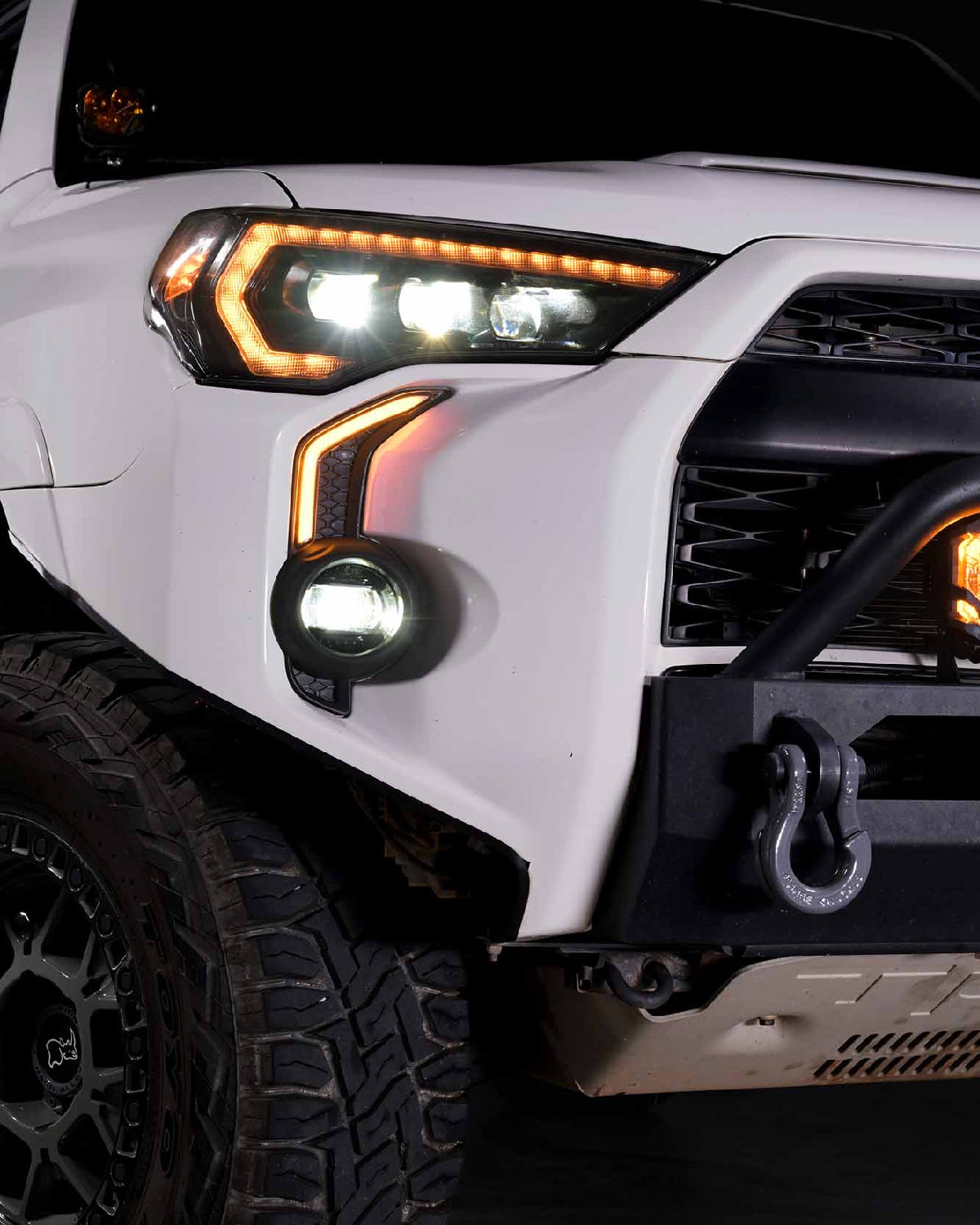 Morimoto XB Evo+ Type T Switchback LED Fog Lights with SAE Fog Beam Pattern, White/Yellow Output, and Clear Lens for 5th-Gen 4Runner (2010–2024) - Pair