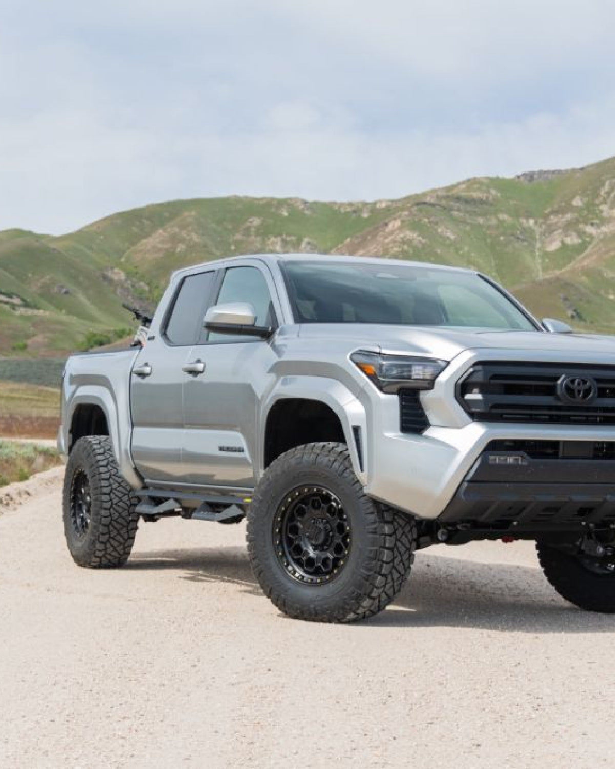 ReadyLift SST Suspension Kit with 3 in Front Lift, 2 in Rear Lift, and TeraFlex Falcon 1.1 Shocks for 4th-Gen Tacoma (2024–Present)