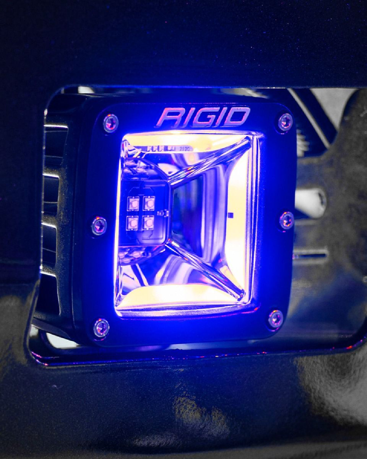 Rigid Industries Radiance LED Light Pods with Scene Beam Pattern, Clear Lens, and 7-Color Selectable Backlight - Pair