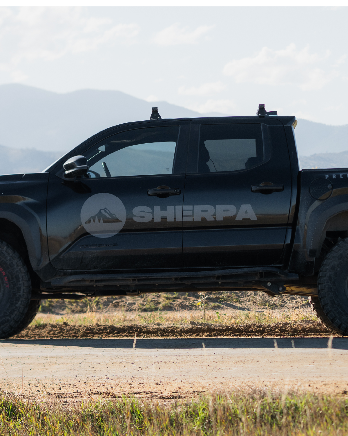 Sherpa Equipment Co. Roof Crossbars for 4th-Gen Tacoma Double Cab (2024–Present) - Pair